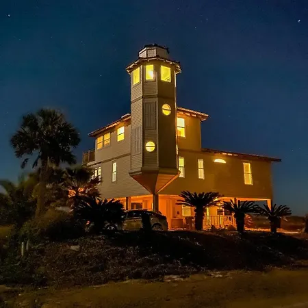 Lighthouse By The Sea Villa